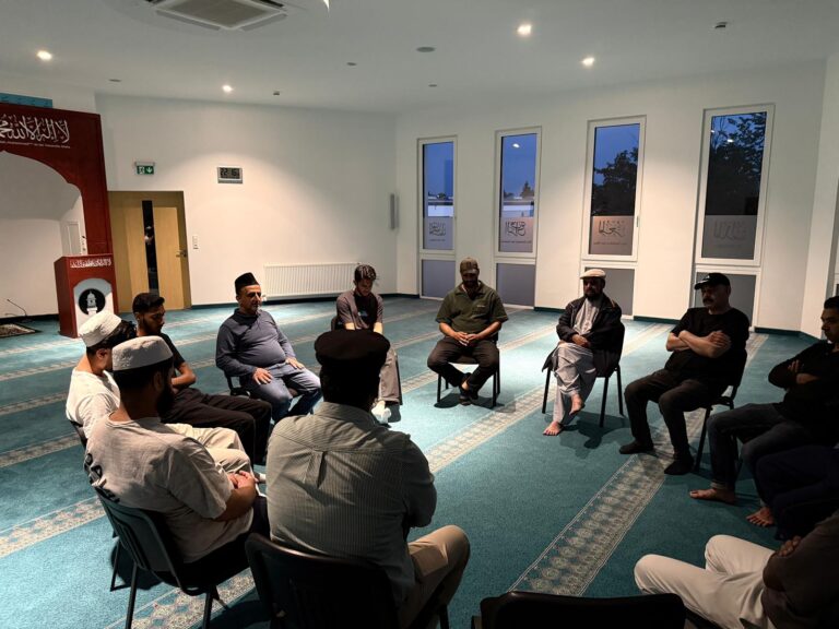 Fulda Khuddam Treff und Khutbarunde