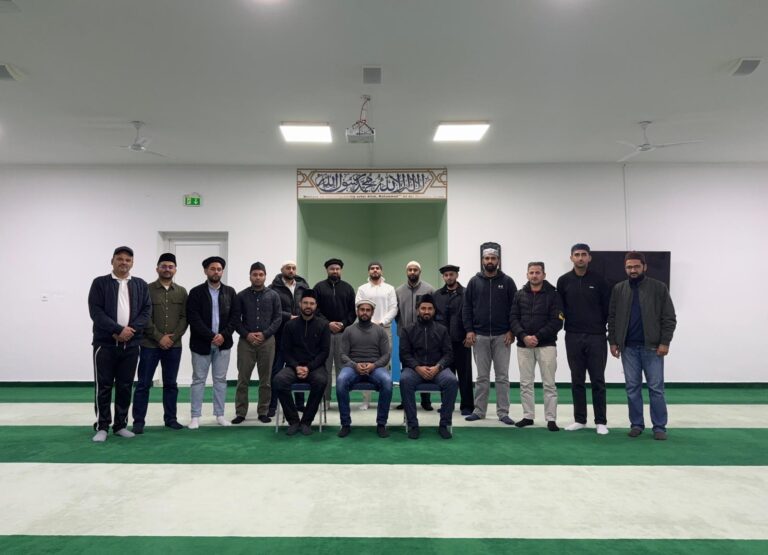 Majlis Hannover: Tahajjud, Frühstück und AMla Meeting